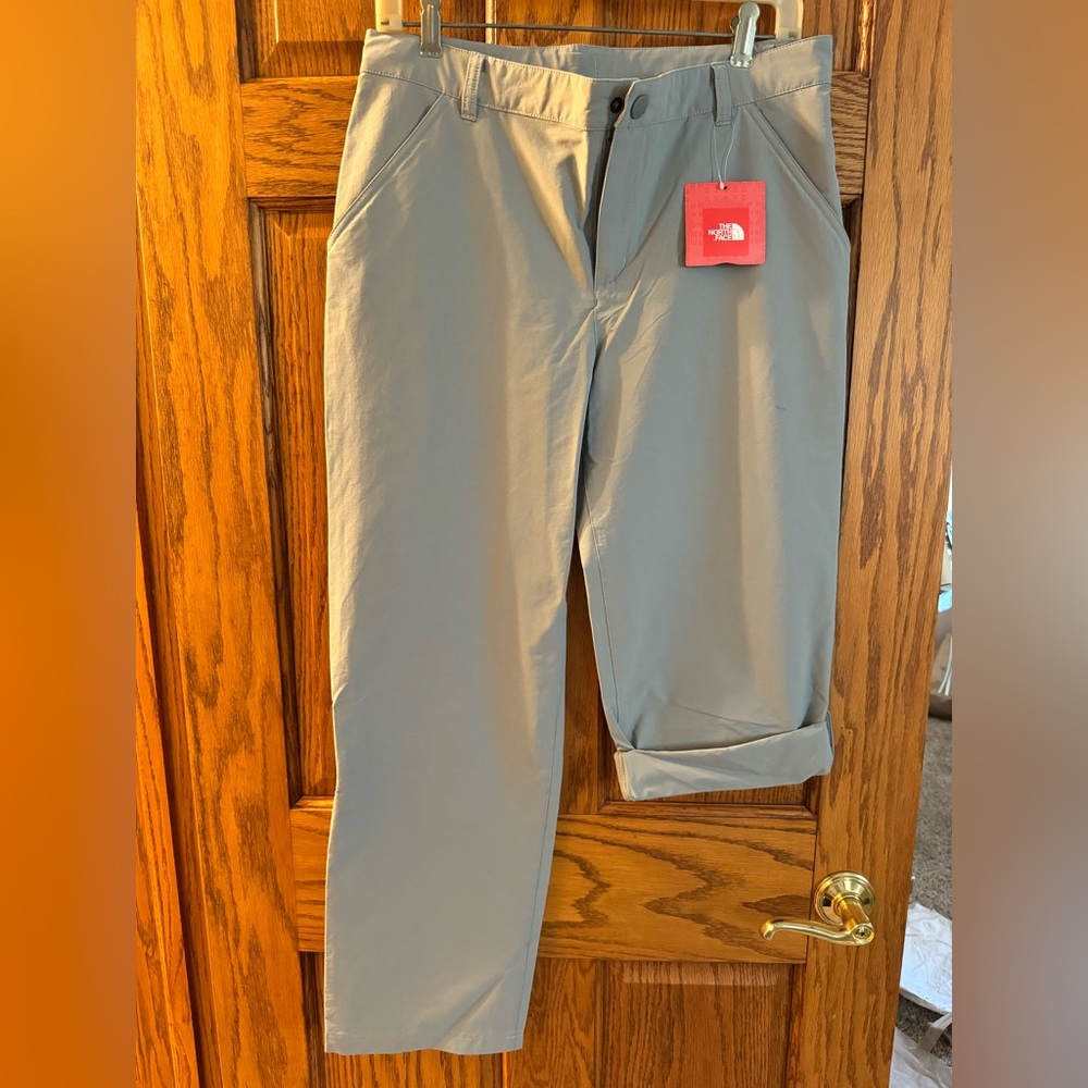 The North Face Roll up pants